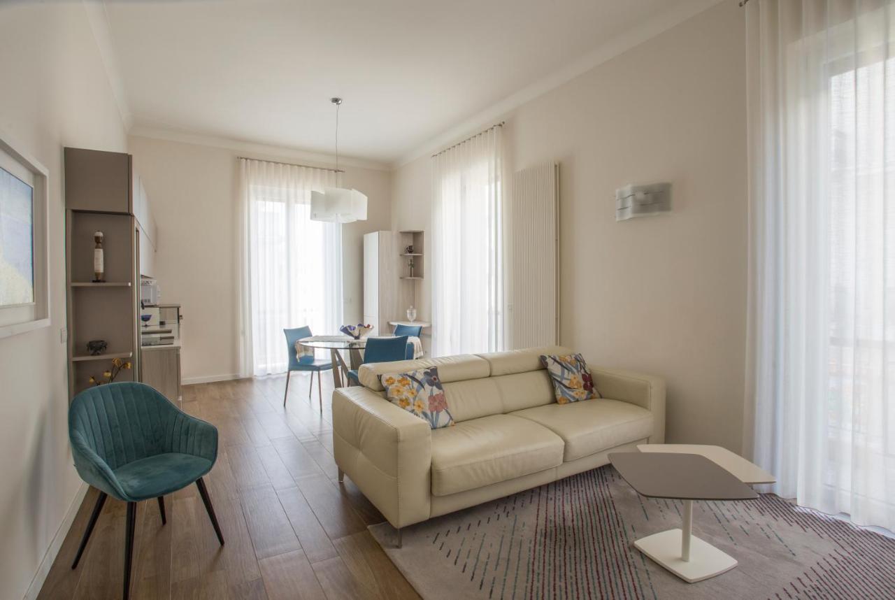 La Casa Di Nausicaa - Vespero Appartement Reggio di Calabria Buitenkant foto
