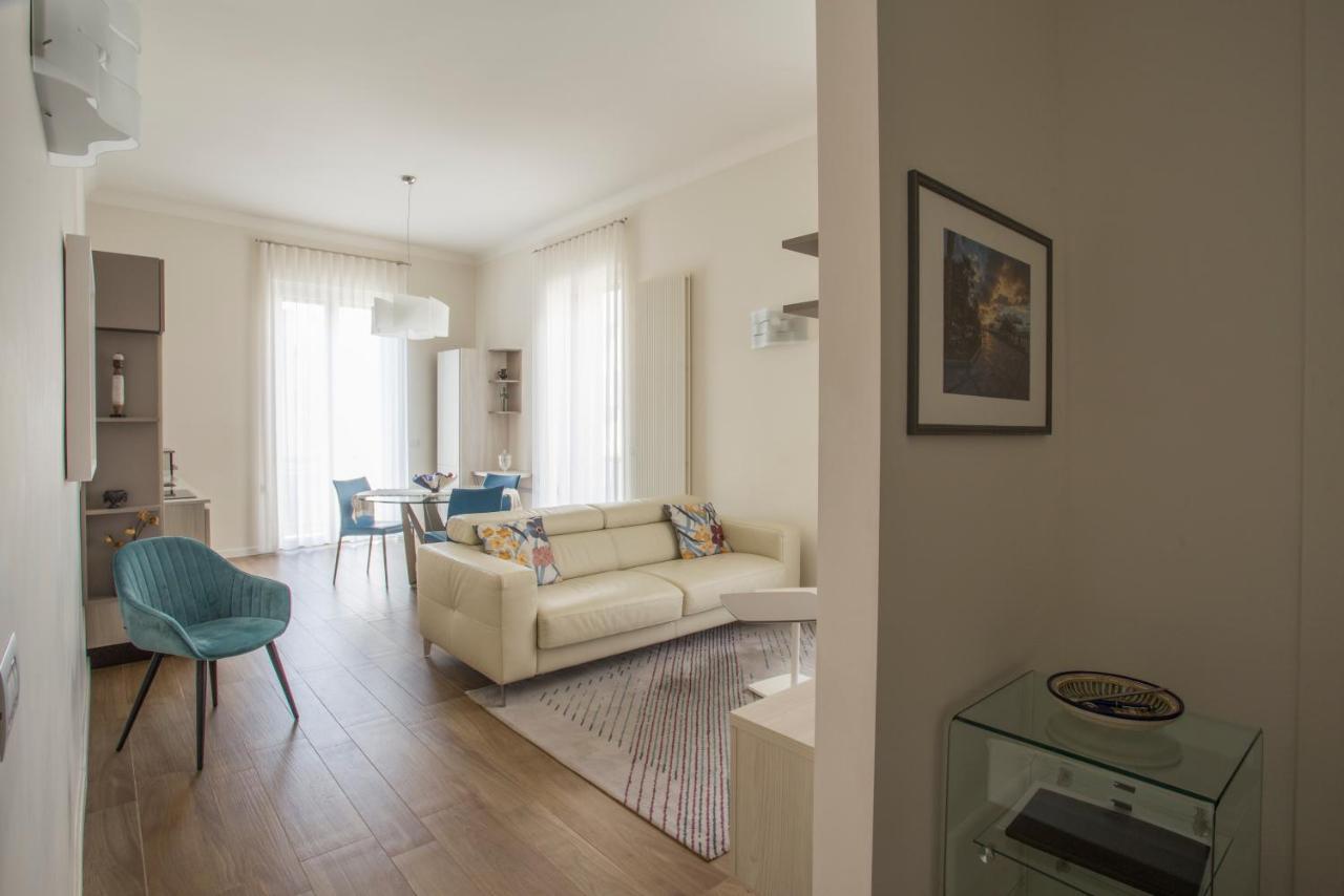 La Casa Di Nausicaa - Vespero Appartement Reggio di Calabria Buitenkant foto