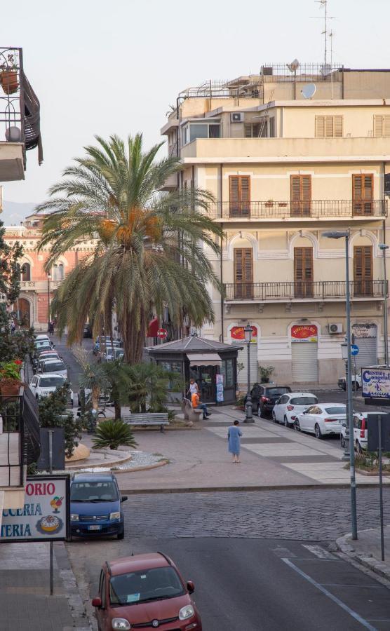 La Casa Di Nausicaa - Vespero Appartement Reggio di Calabria Buitenkant foto